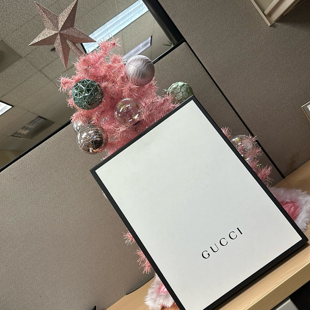 Gucci gift box & gift bag